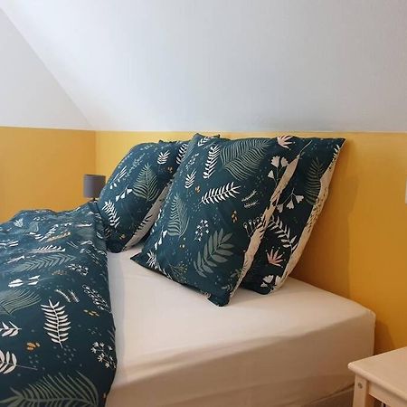 B&B Jaune, Appartement Independant, Parking, Wifi Pres De Strasbourg Ittenheim Ngoại thất bức ảnh